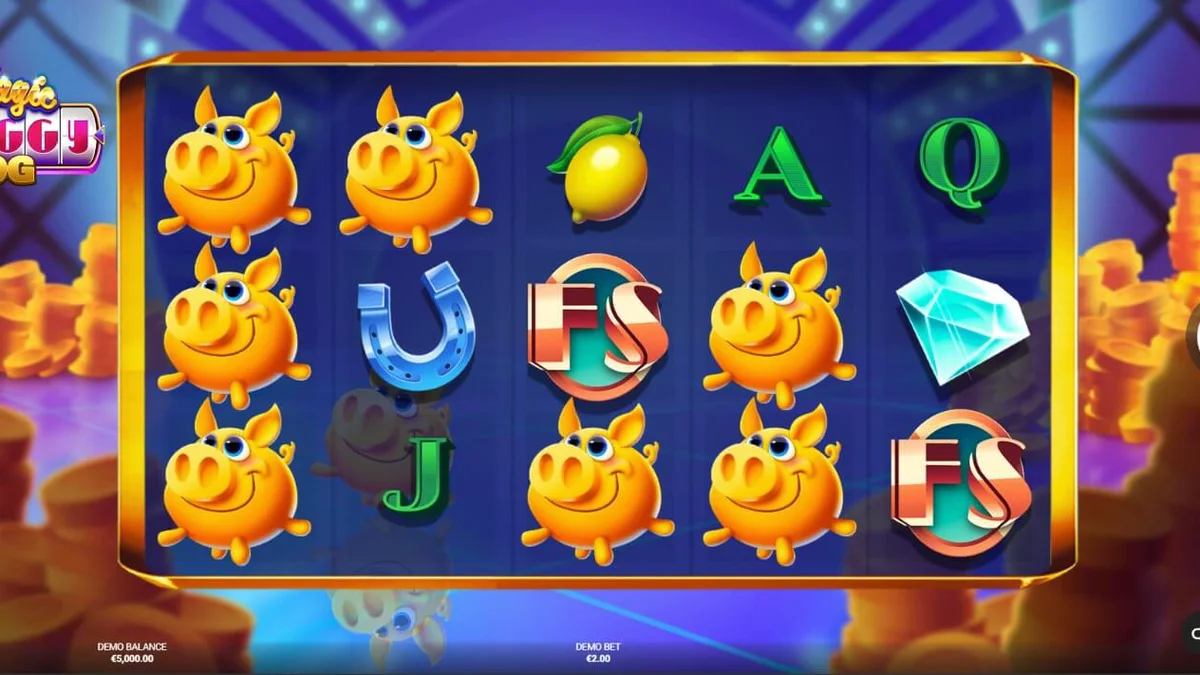 Tampilan visual slot Magic Piggy OG dengan tema game-show dan babi emas